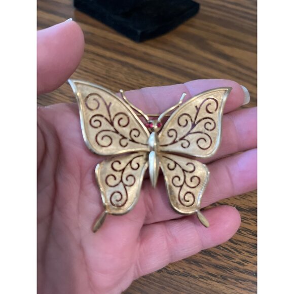 Crown Trifari large brushed gold butterfly with ruby eyes brooch vintage - Picture 3 of 6